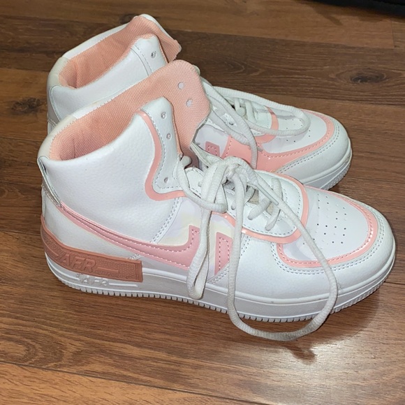 WOMENS SPORT SHOES - Picture 2 of 5